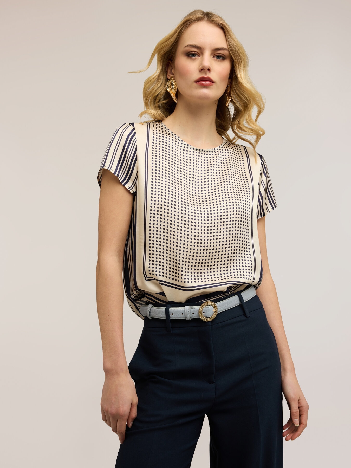 Satin blouse with foulard print image number 2