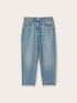 Boyfriend jeans with turn-up image number 4