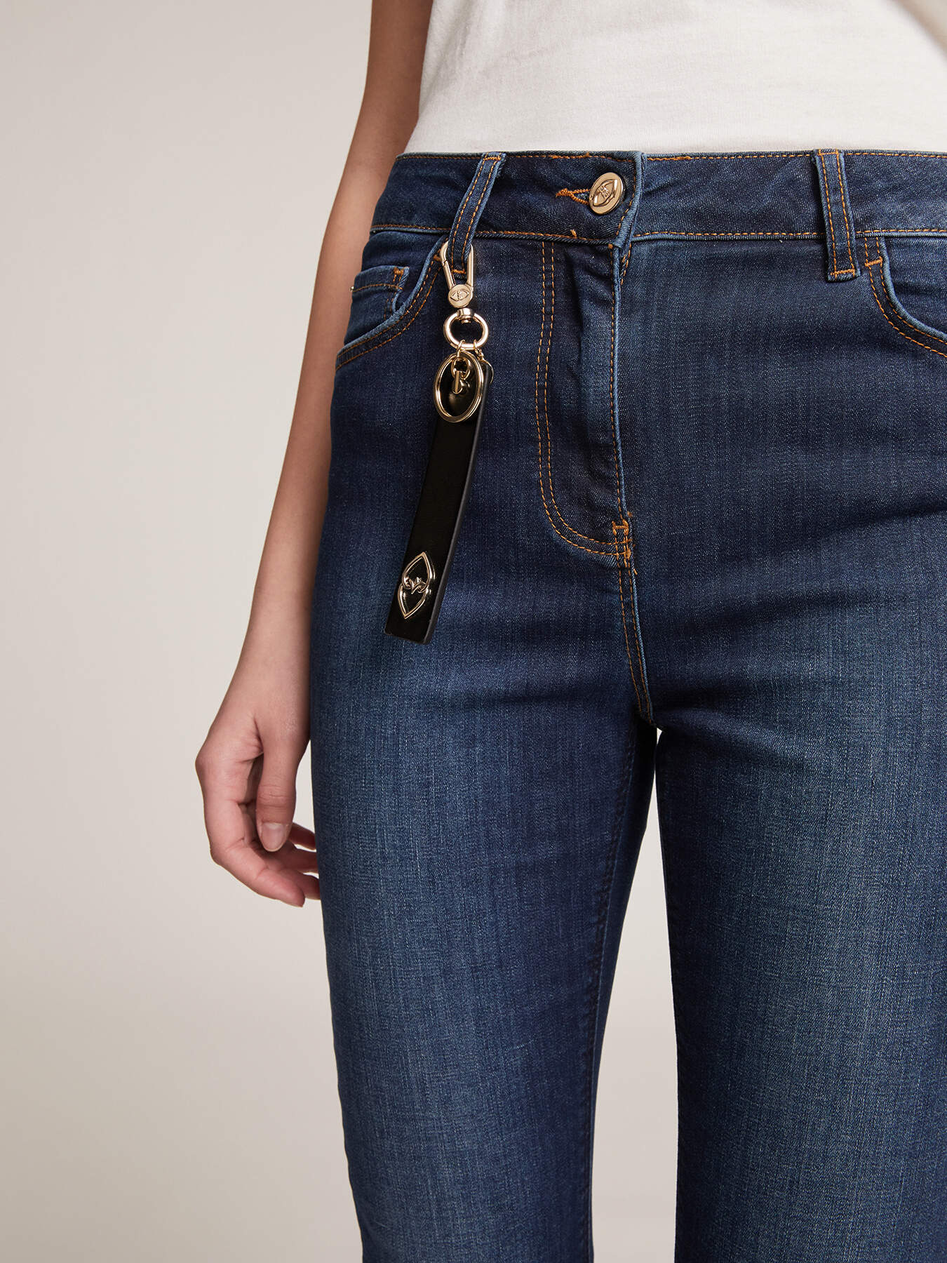 Double Love keychain image number 2