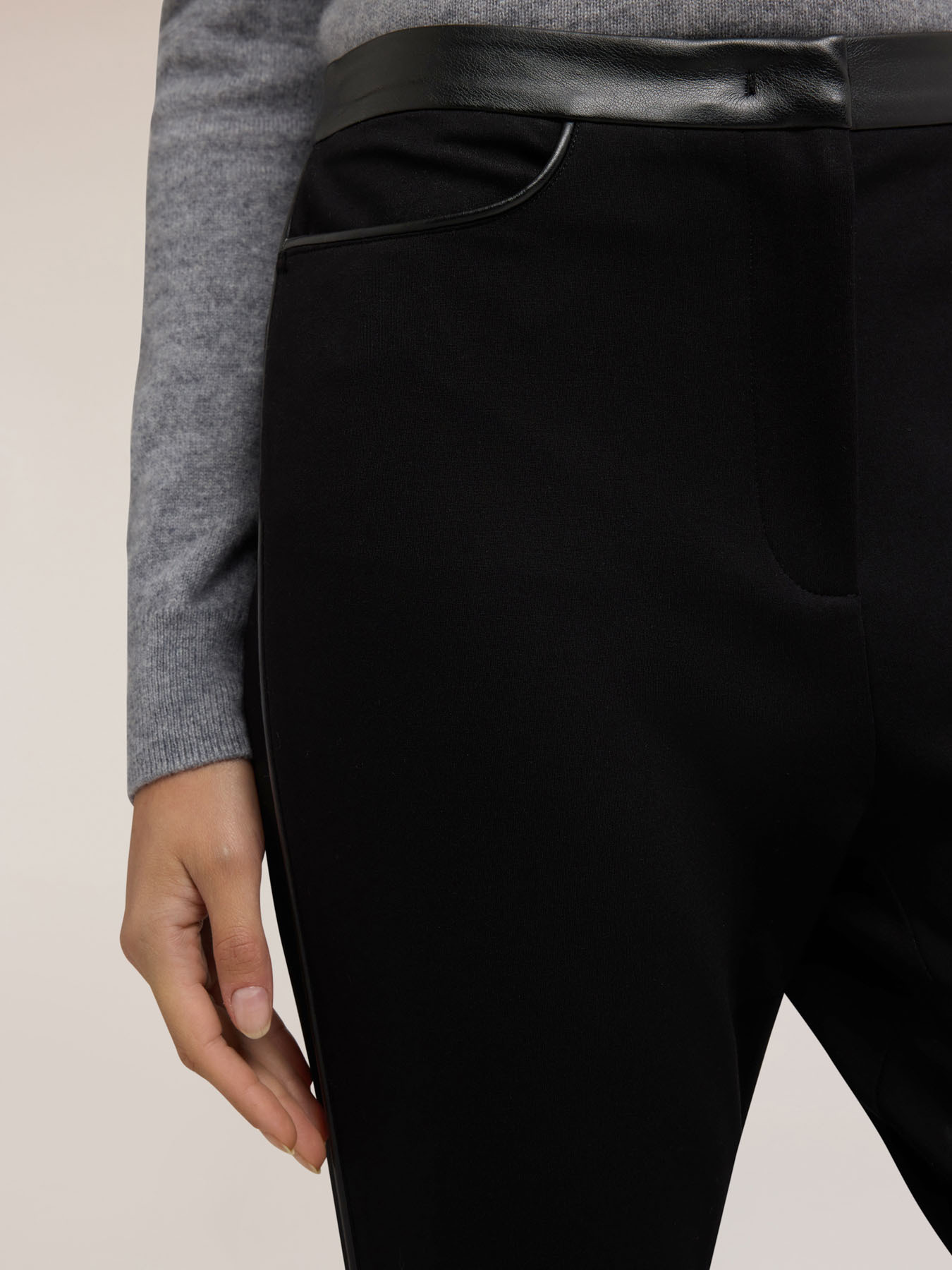 Skinny pants in milano stitch image number 3