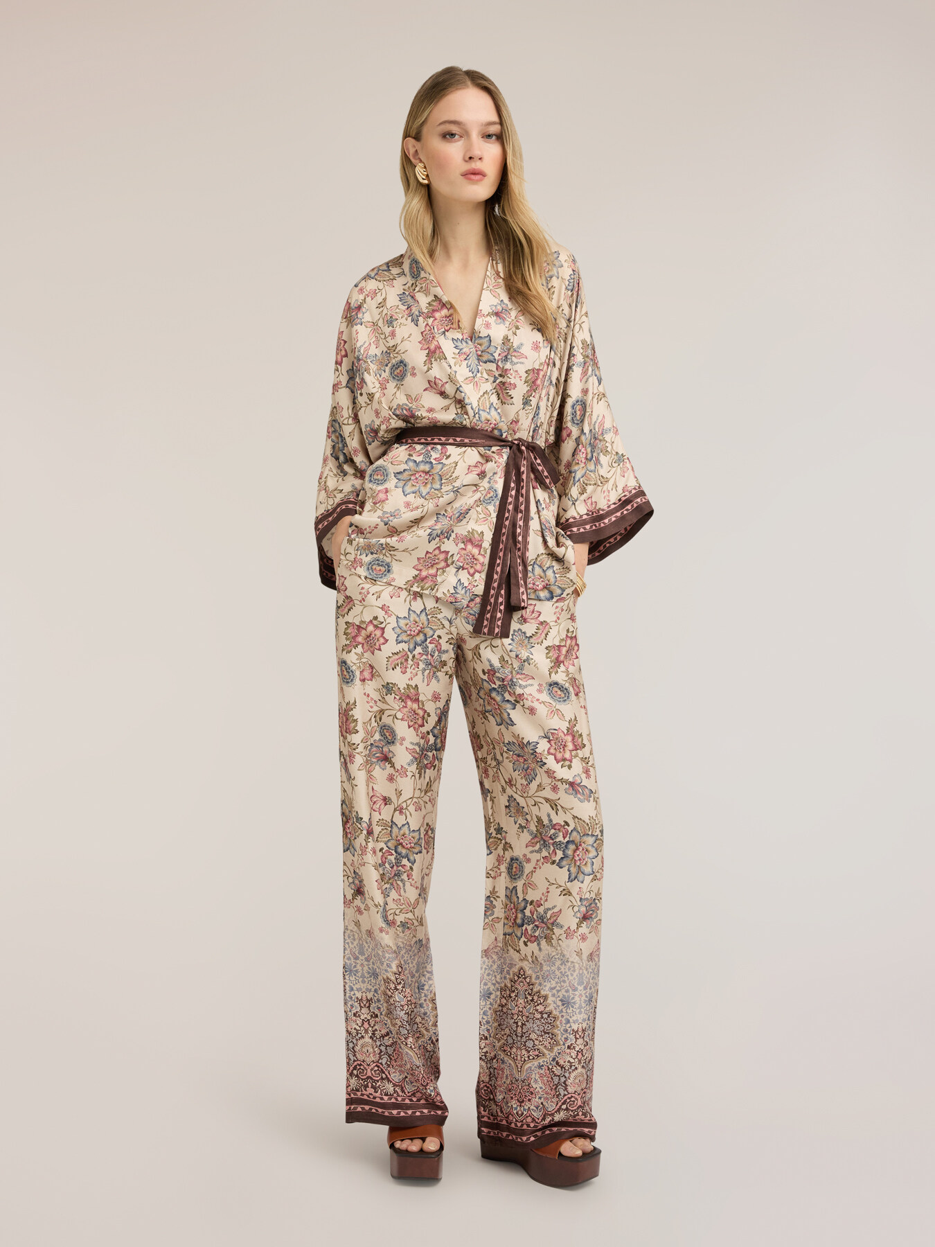 Camicia kimono in raso con stampa image number 2