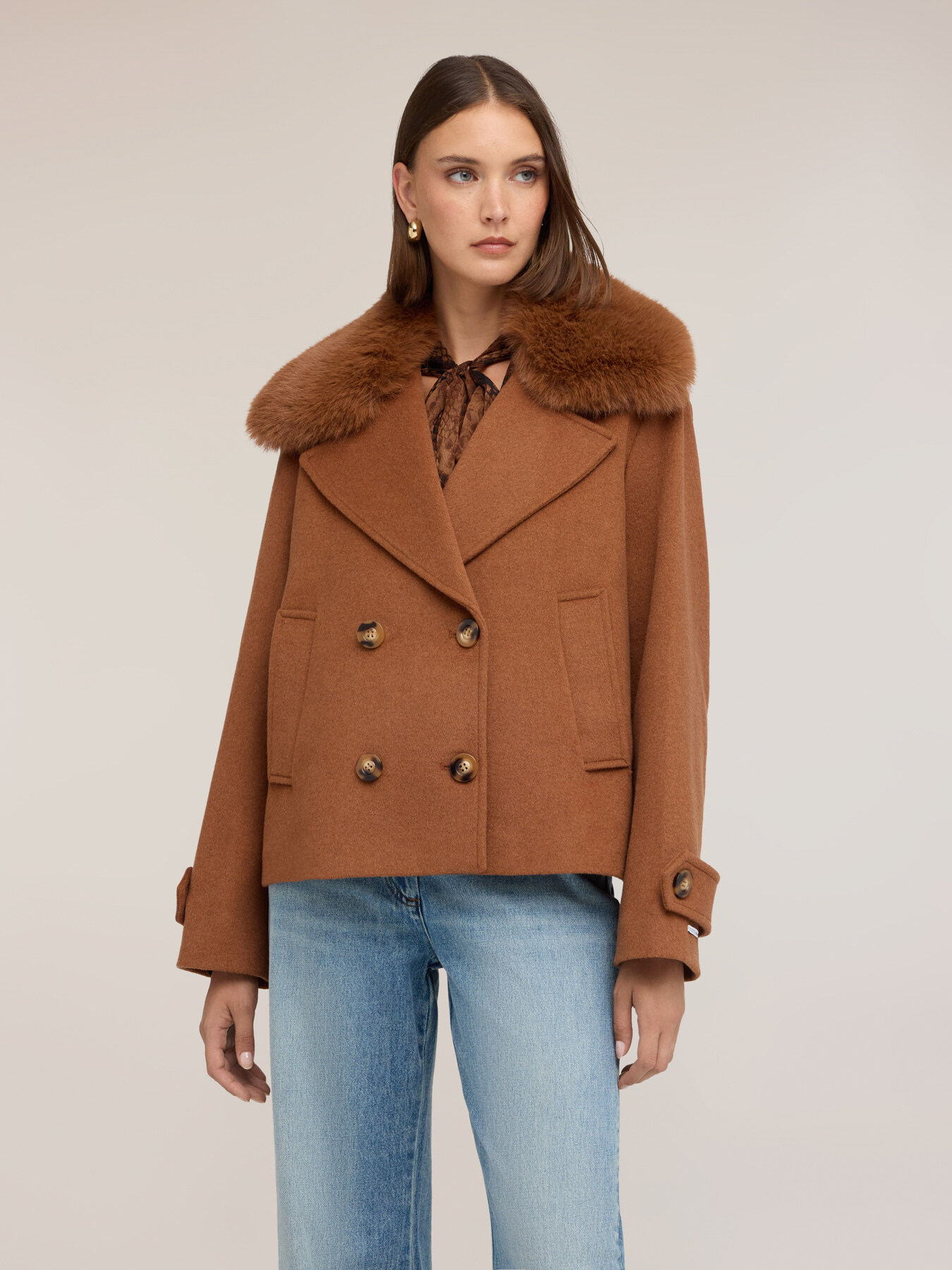 Short double-breasted coat in wool blend double cloth image number 0