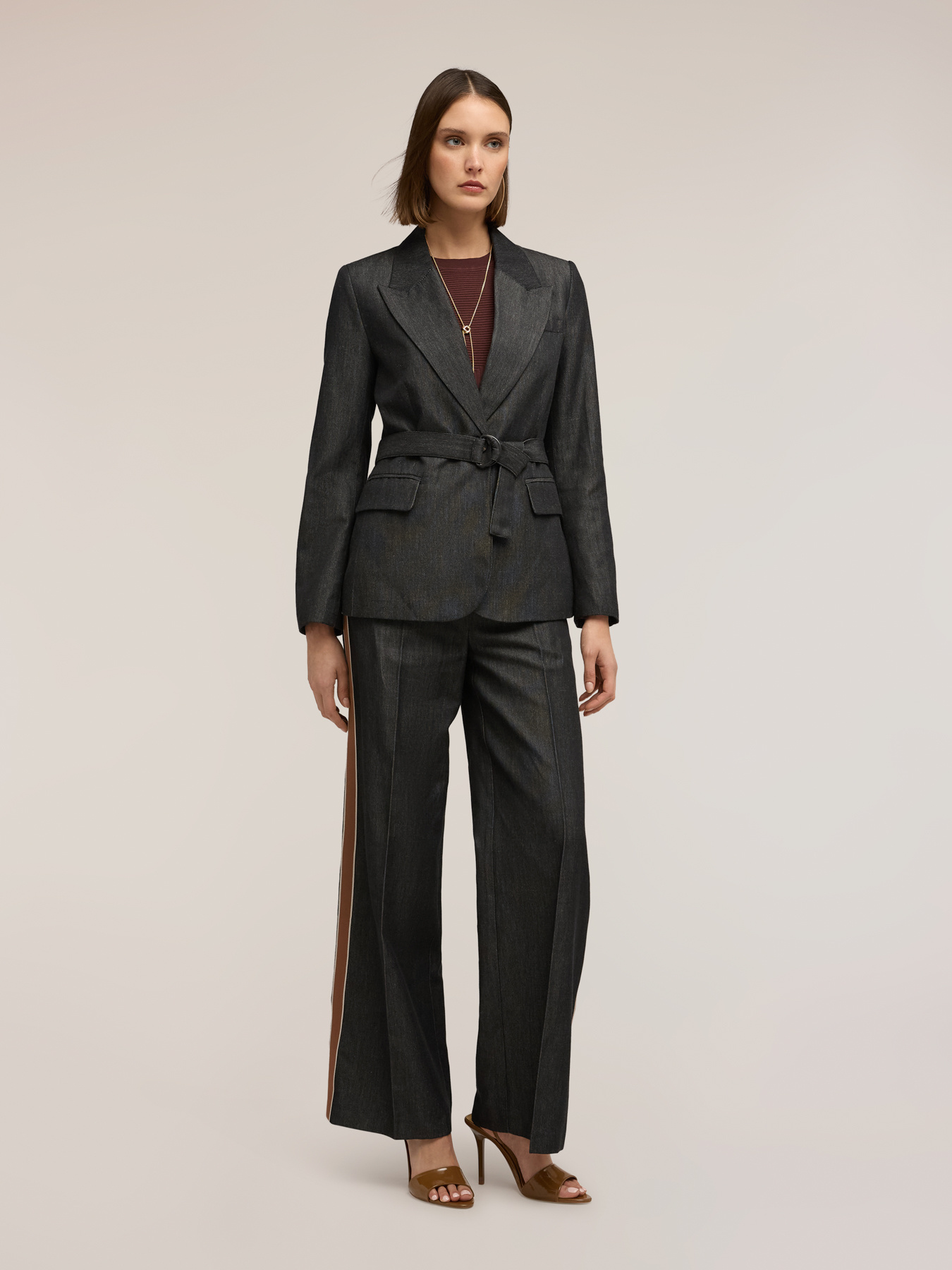 Blazer con cintura misto rami&egrave; image number 2