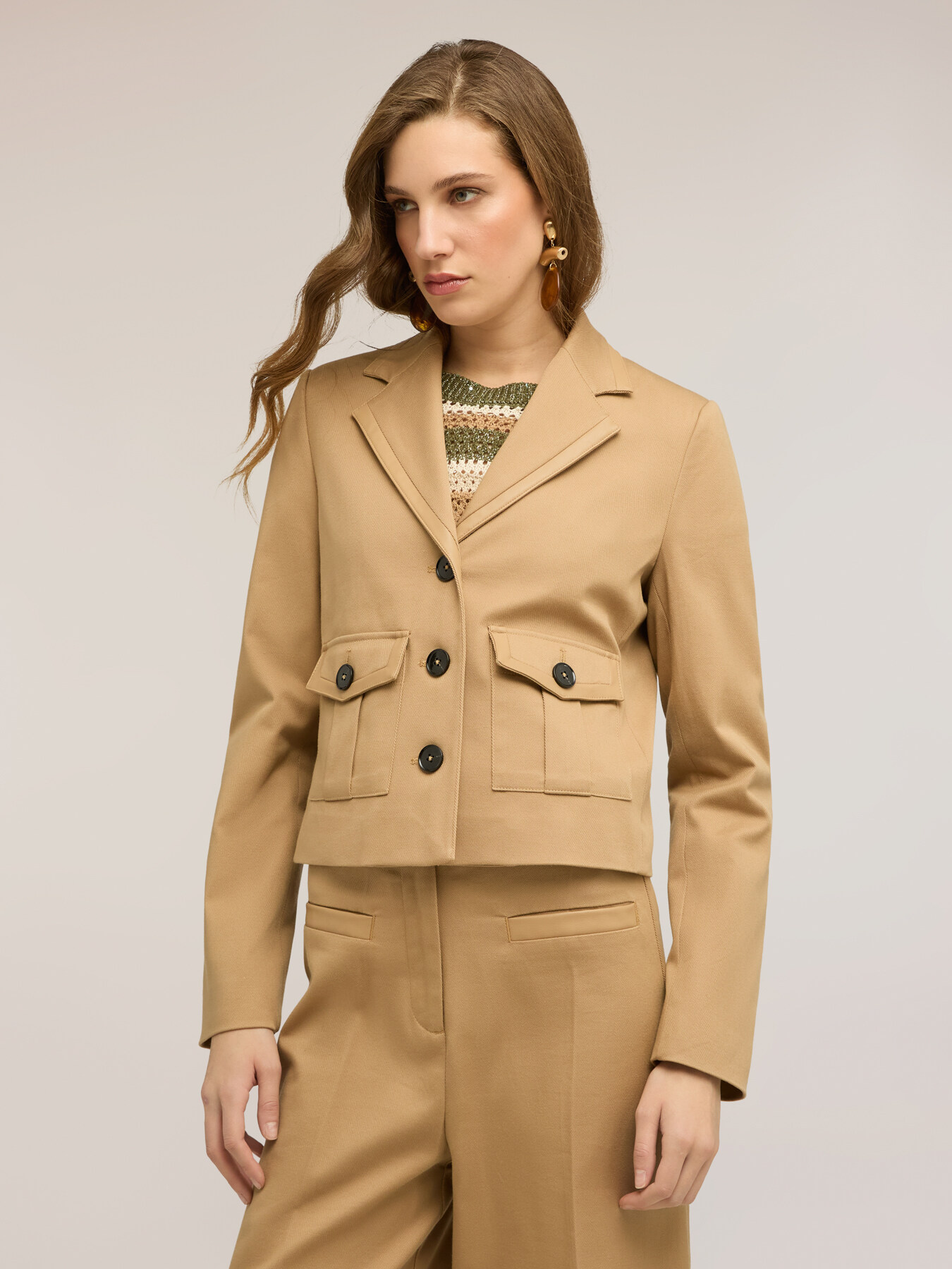 Cotton jacket with pockets image number 2