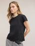 T-shirt in jersey con ricami sangallo image number 2