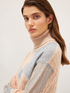 Jersey de cuello alto en jacquard con encaje patchwork image number 3