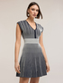 Ausgestelltes Strickkleid mit Streifen image number 2