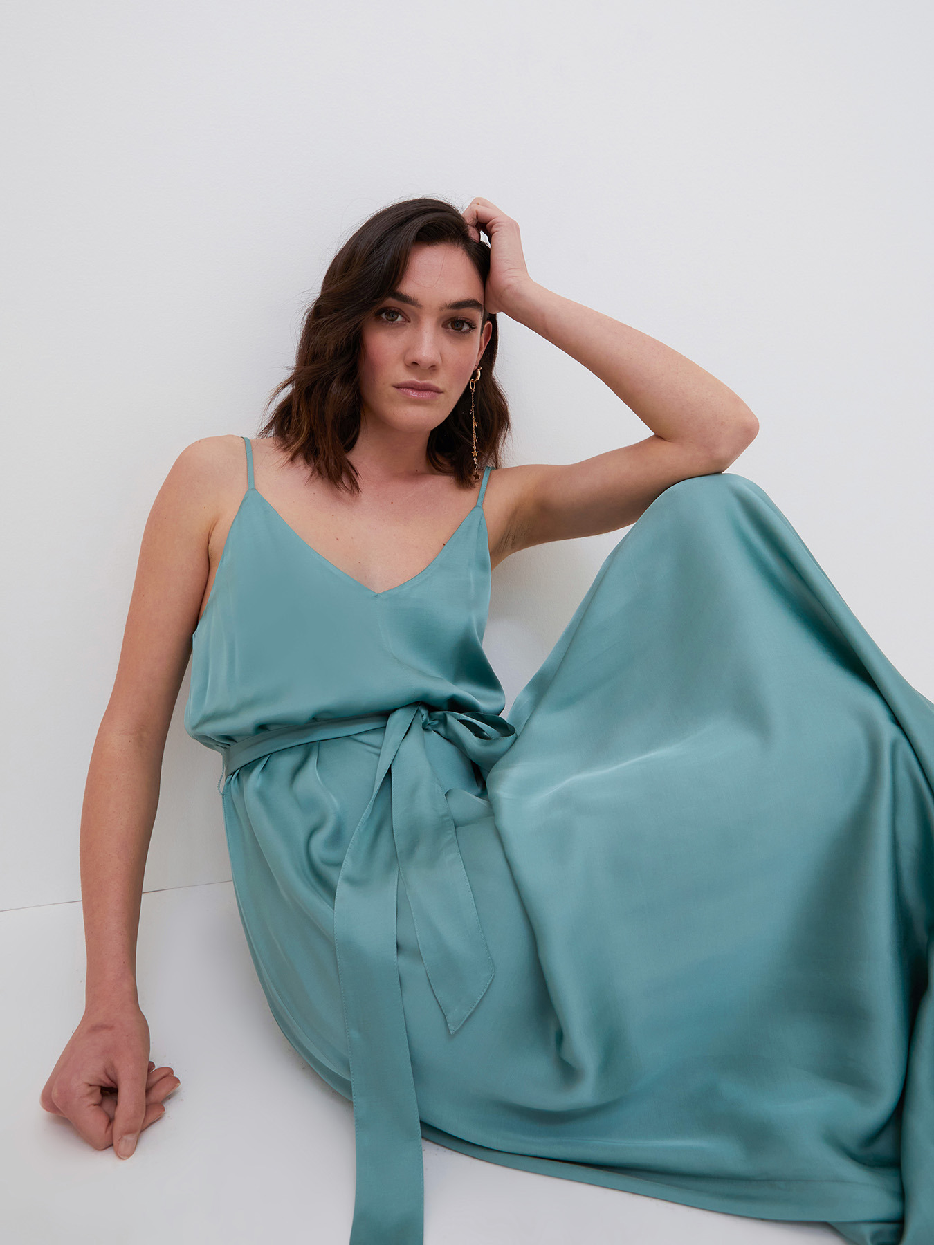 Vestito lungo in raso image number 0