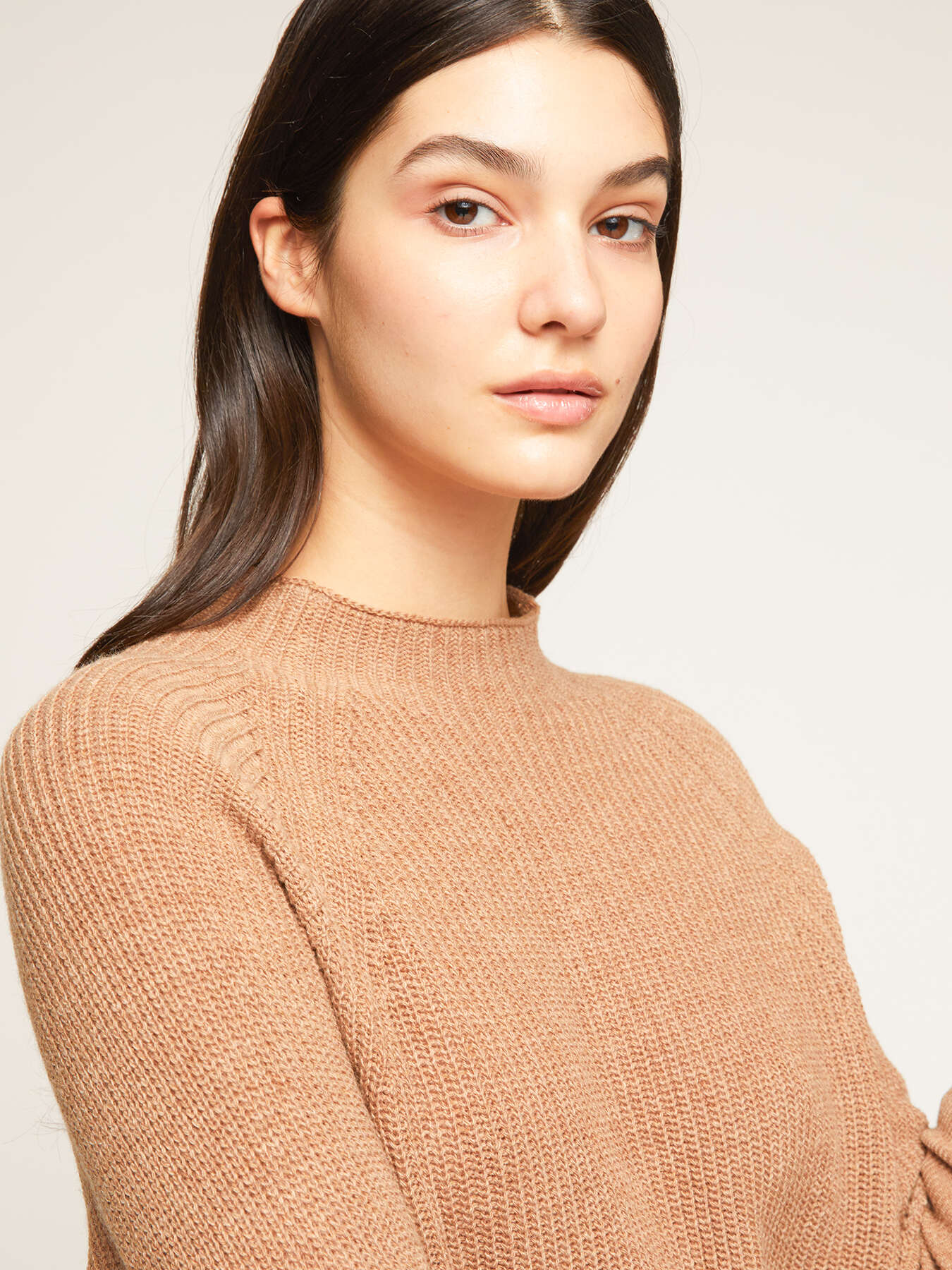 Robe courte en tricot image number 2