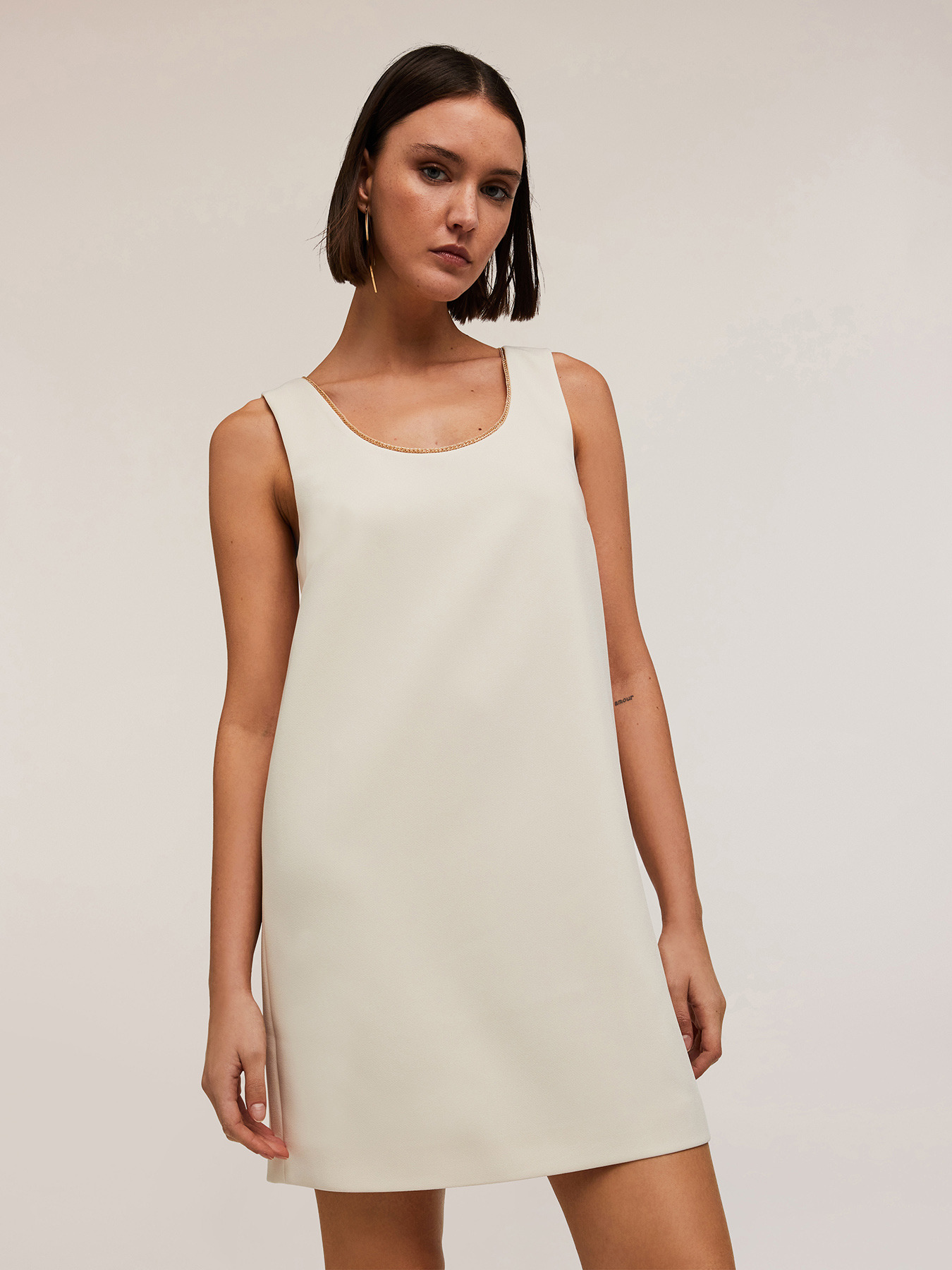 Sheath dress with metal chain detail image number 2