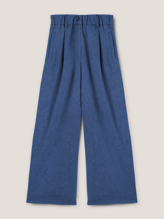 Pantalones anchos con pliegues de tela