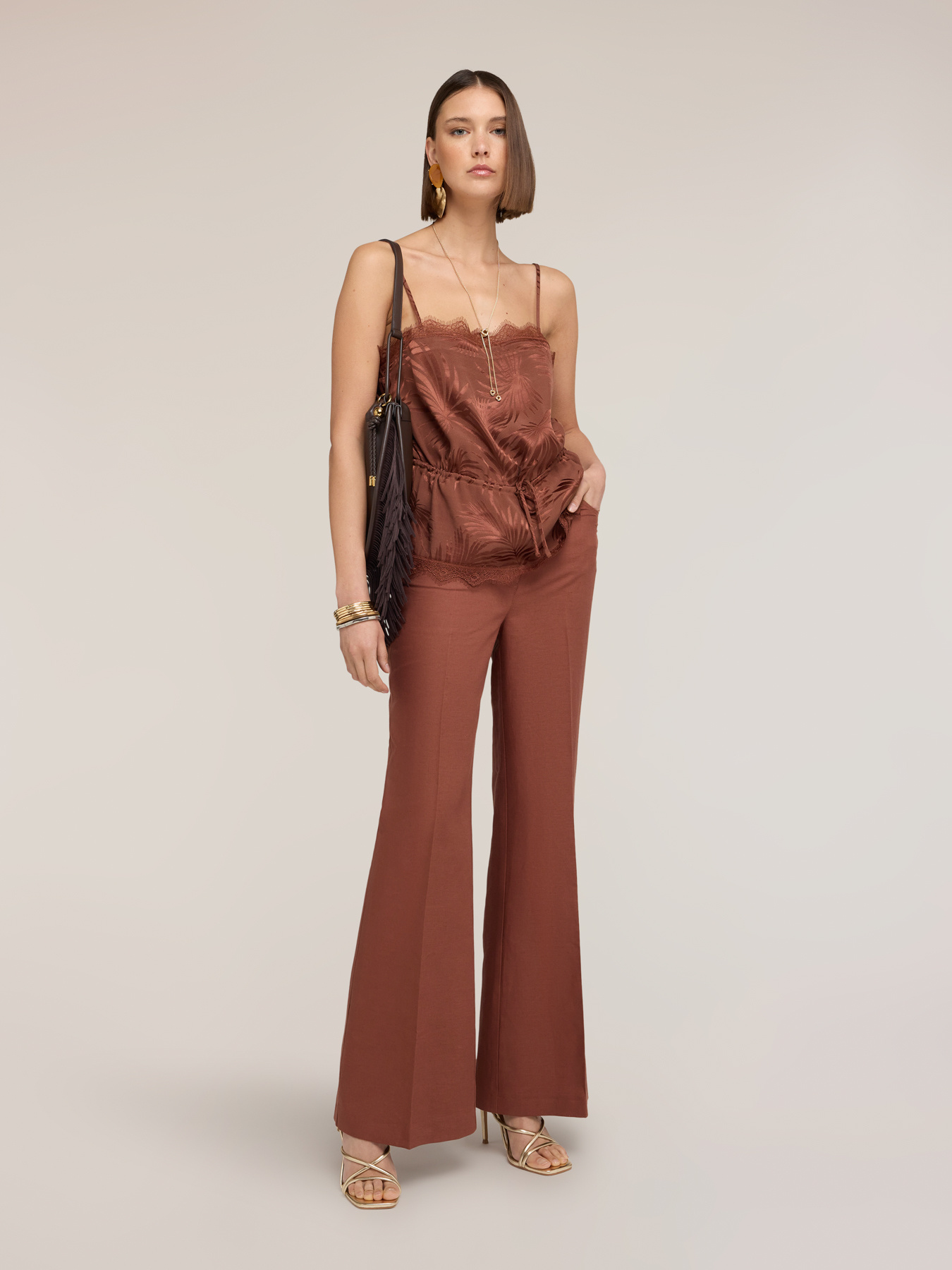 Top aus Jacquard-Satin mit Spitze image number 0