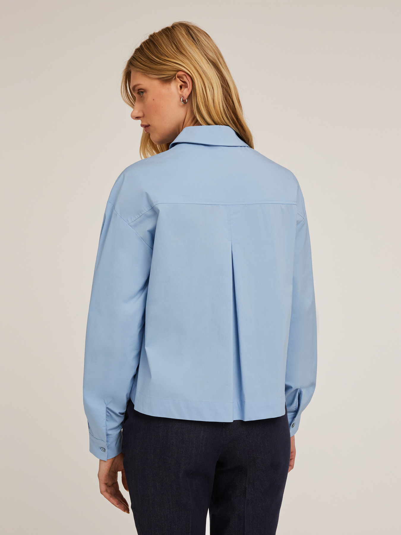 Oversized shirt image number 1