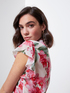 Blusa fantasia floreale image number 2