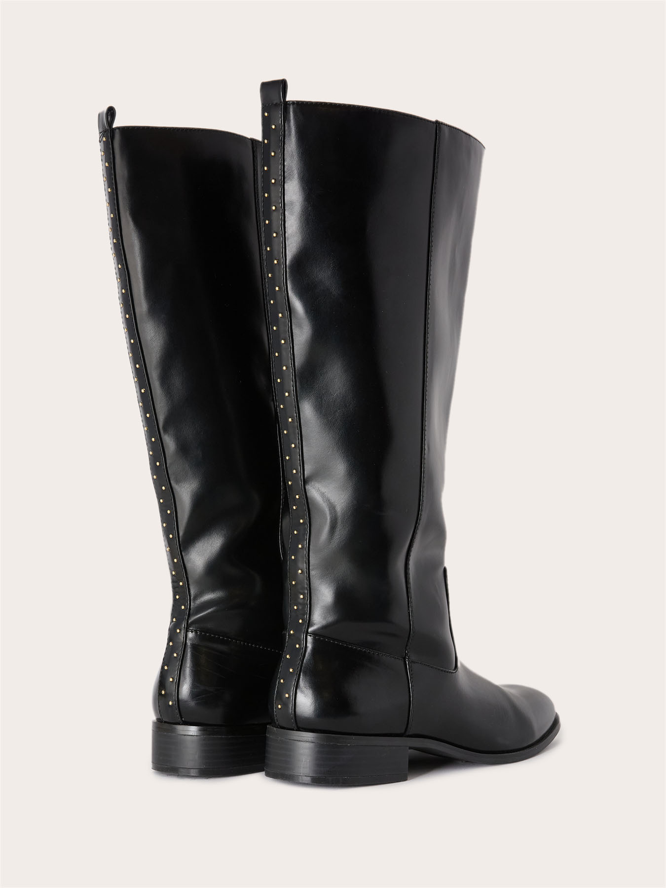 Niedrige Stiefel mit Nieten image number 3