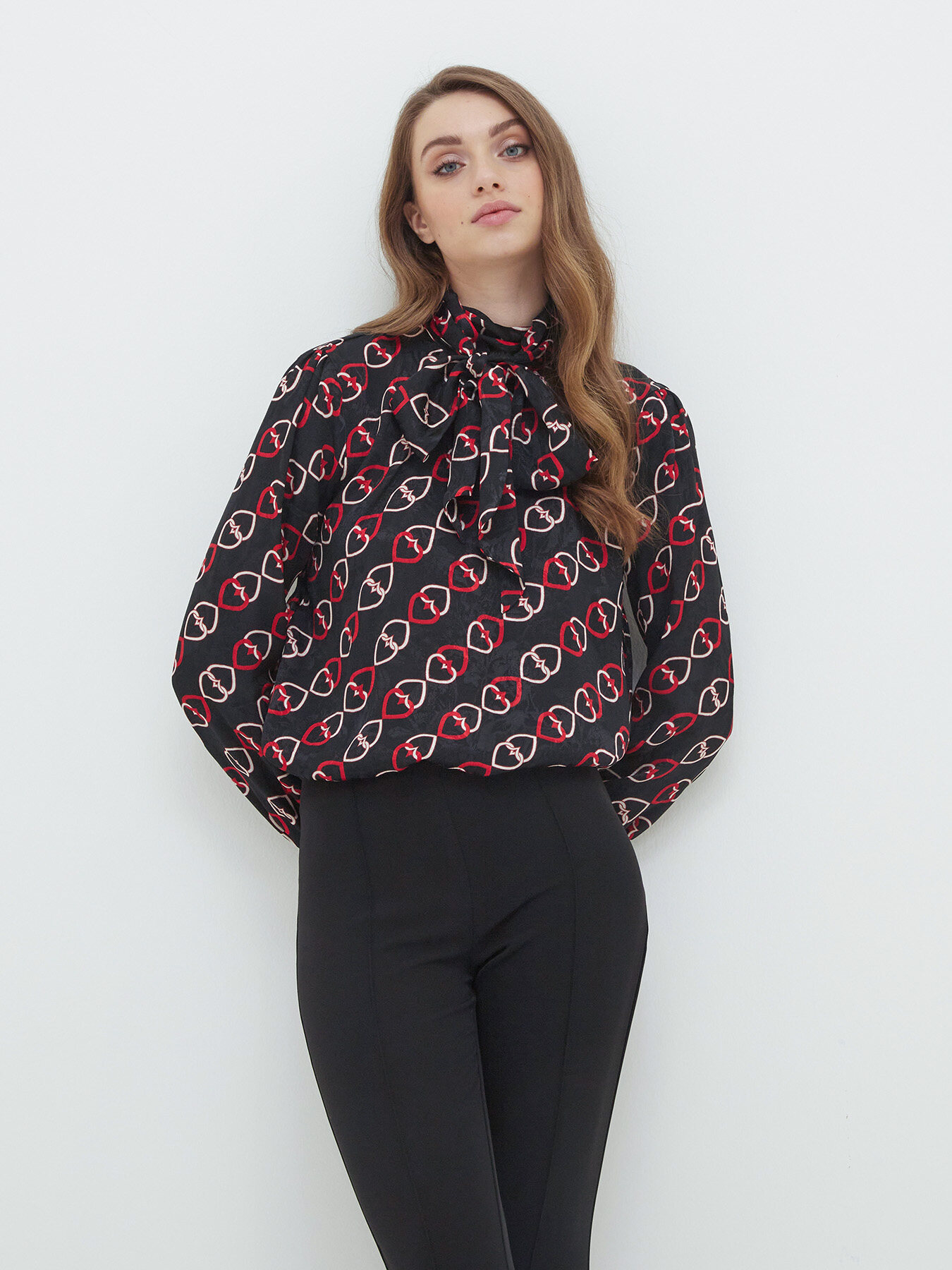 Jacquard blouse with bow image number 0