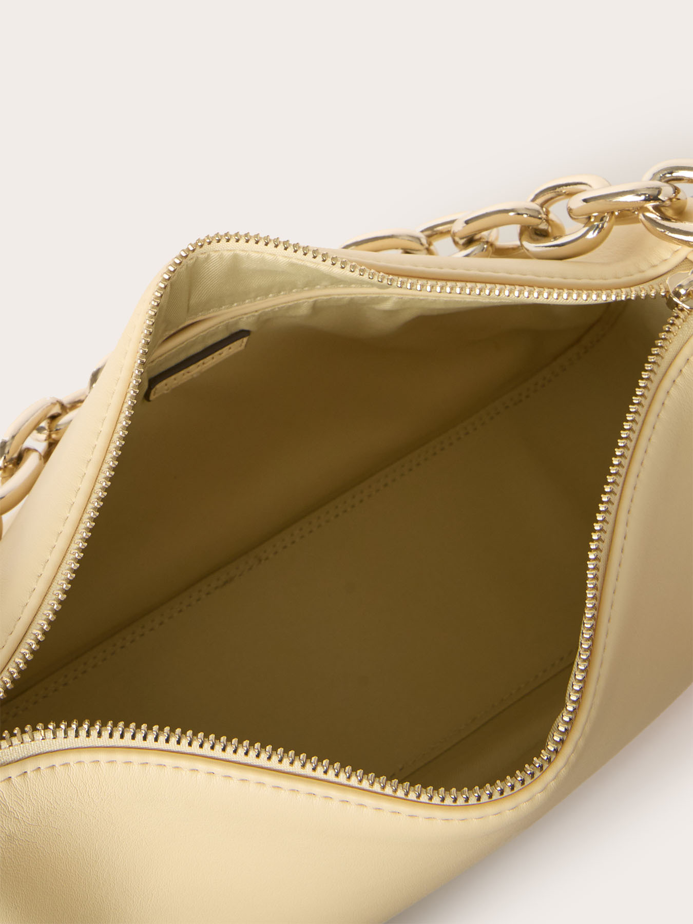 Geantă de umăr din material textil acoperit image number 4