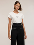T-shirt con scritta e ali in strass image number 0