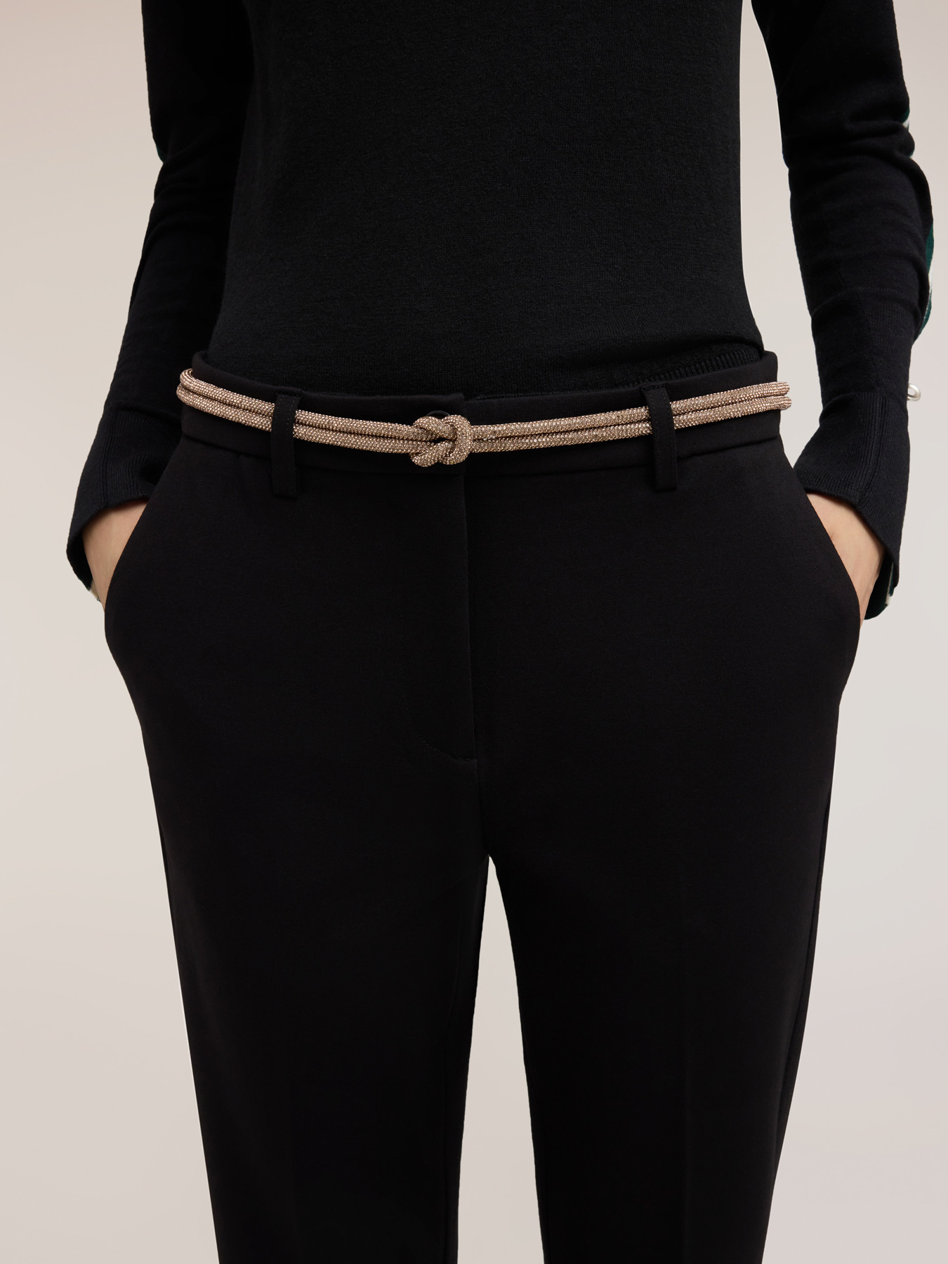 Chain belt with knot and micro crystals image number 0