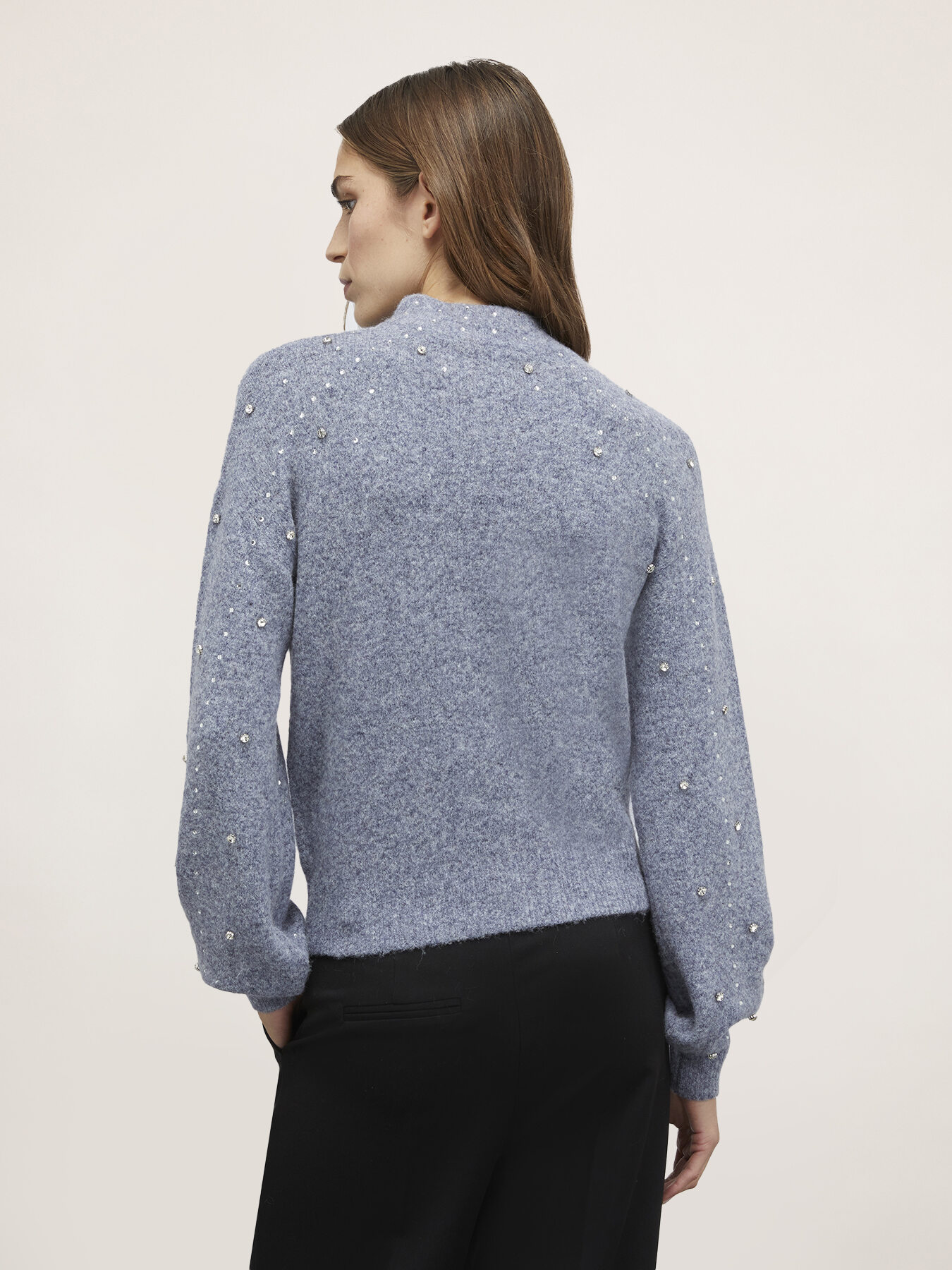 Pullover mit aufgestickten Steinen image number 1