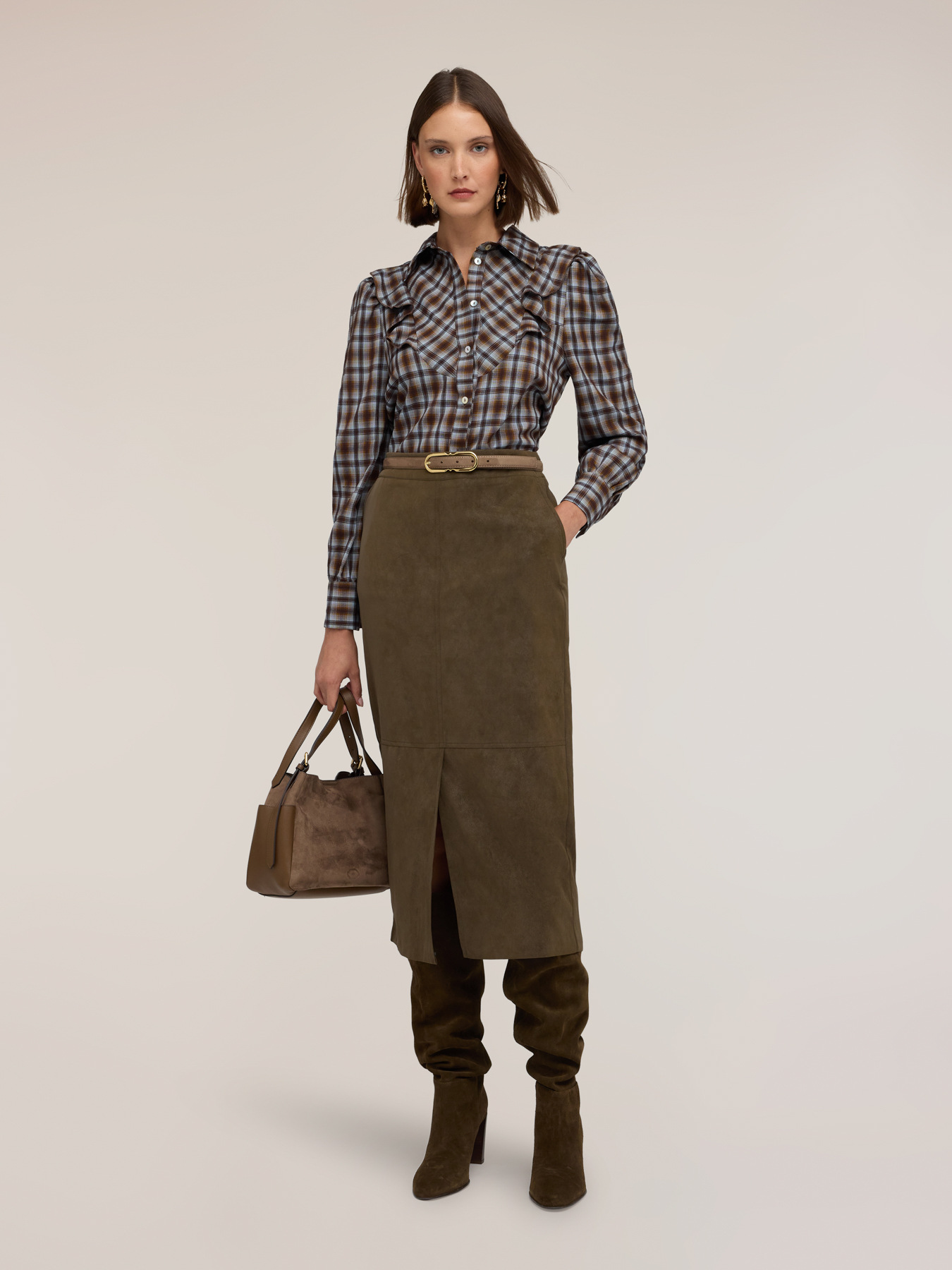 Check-print shirt with ruffle image number 2