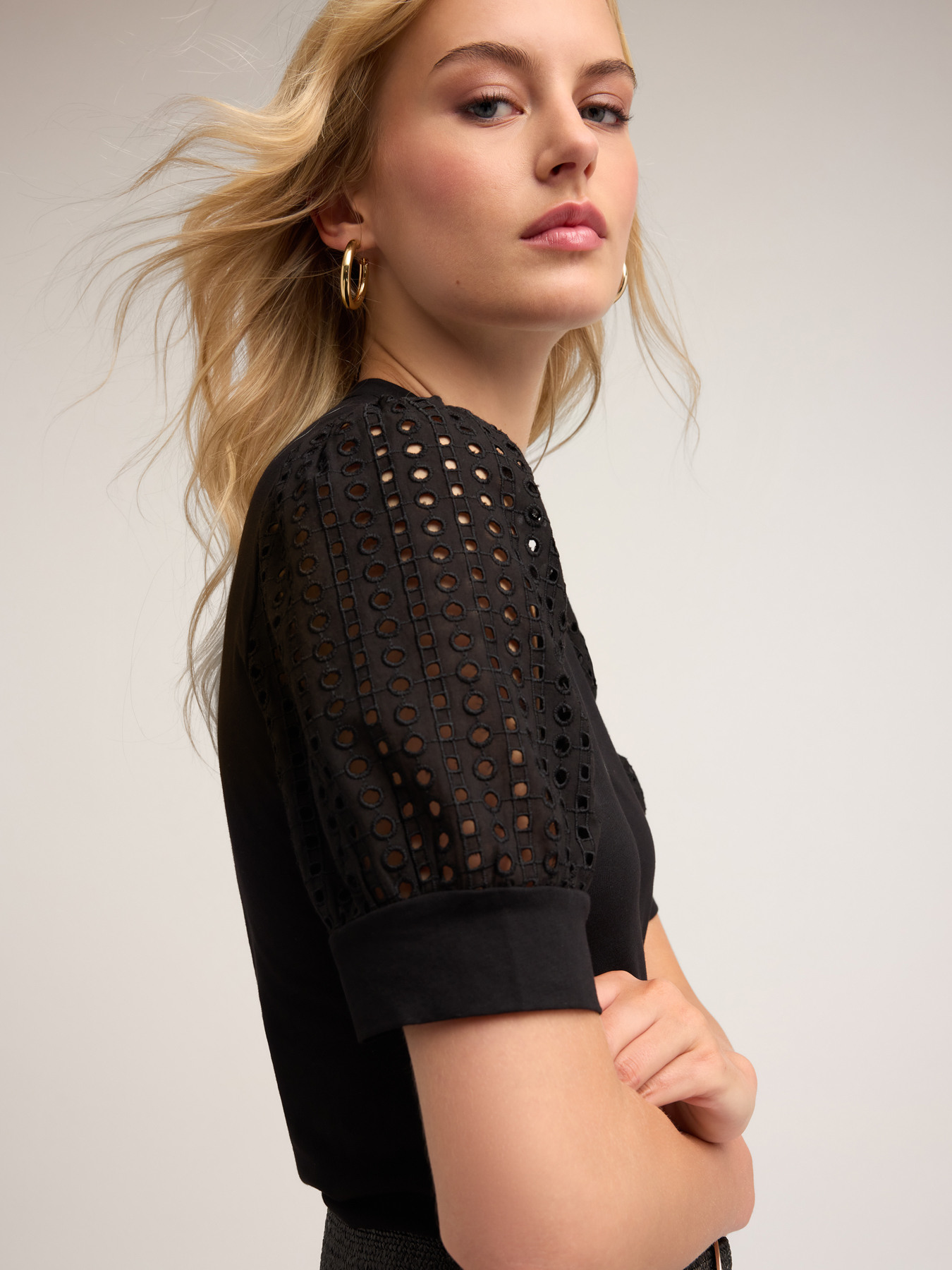 T-shirt with keyhole and broderie anglaise sleeves image number 0