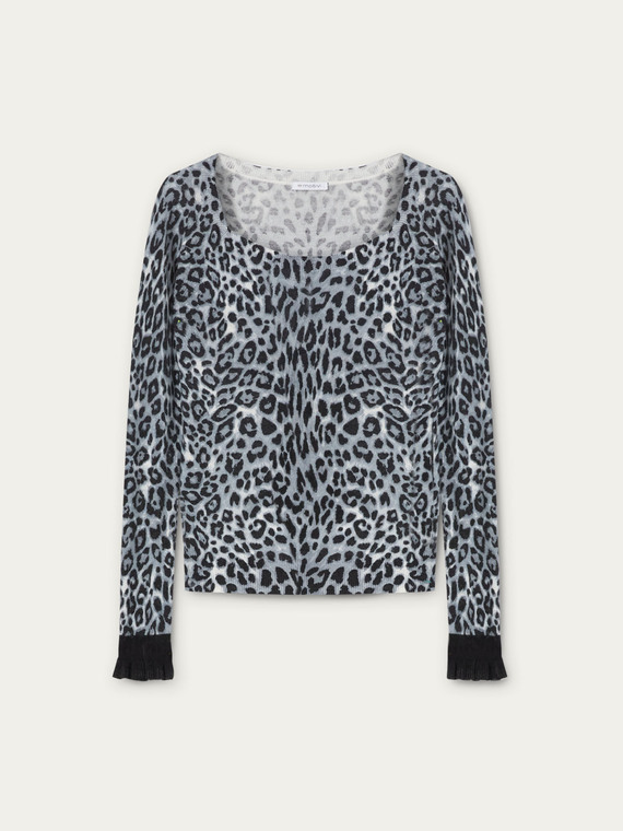 Animal pattern jacquard sweater