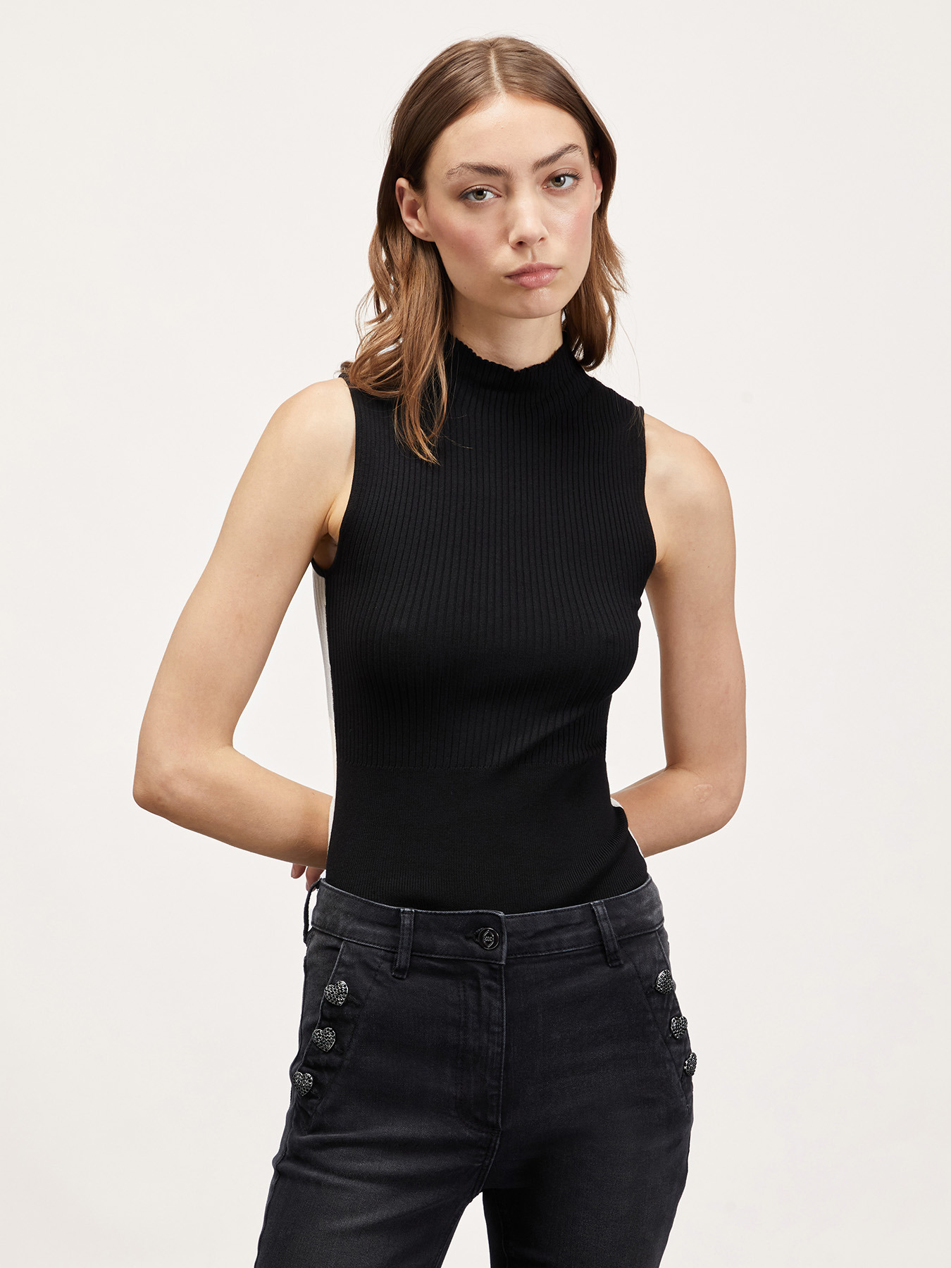 Two-tone knit tank top image number 0