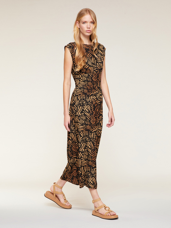 Long viscose dress with ethnic pattern
