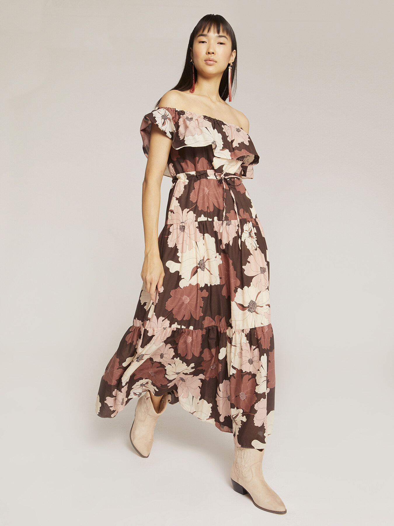 Long flounced dress with floral pattern image number 0