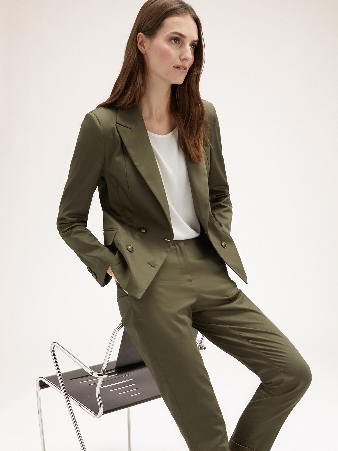 Top motivo abbottonatura posteriore image number 4