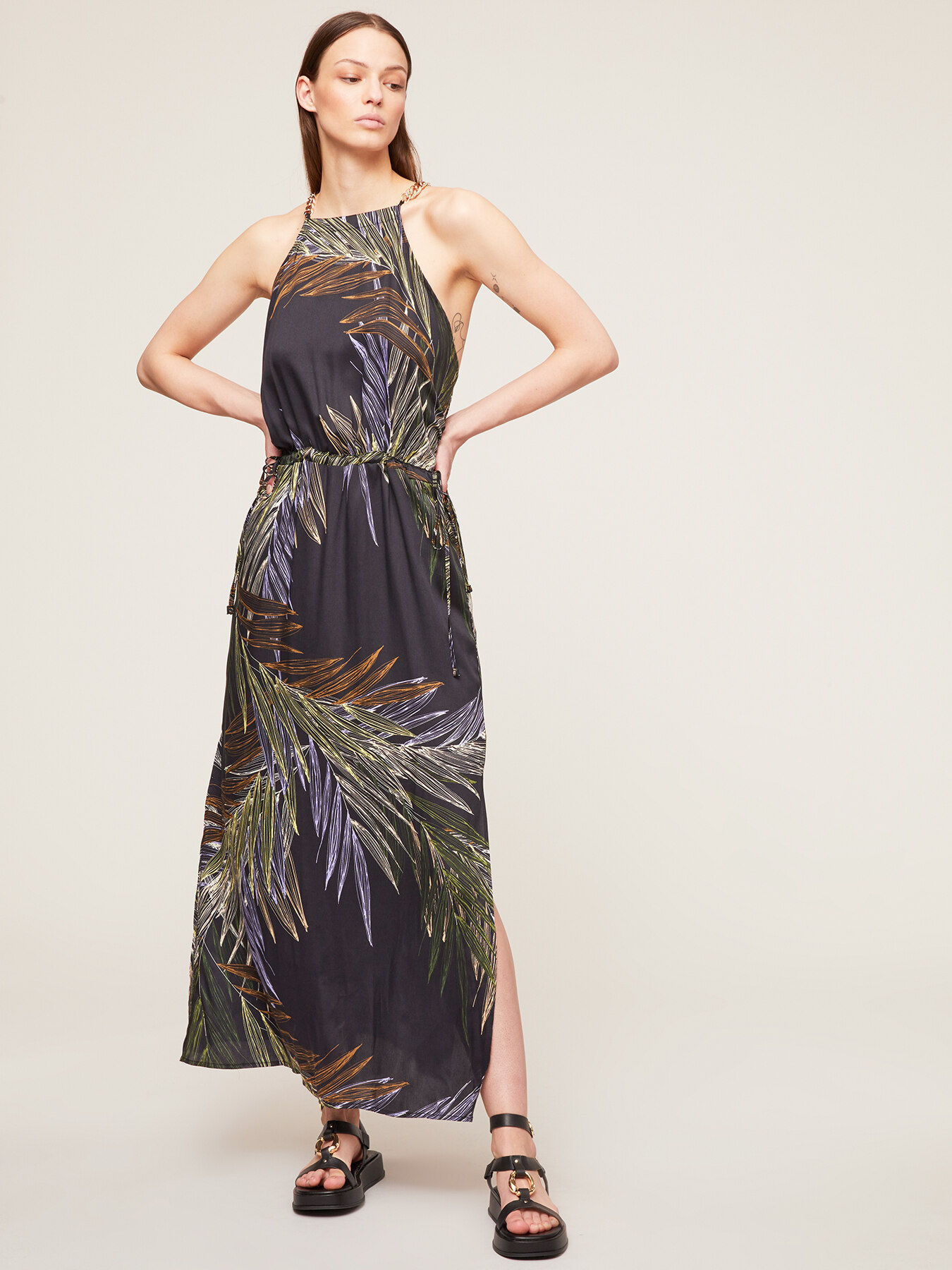 Long summer dress with foliage pattern image number 0