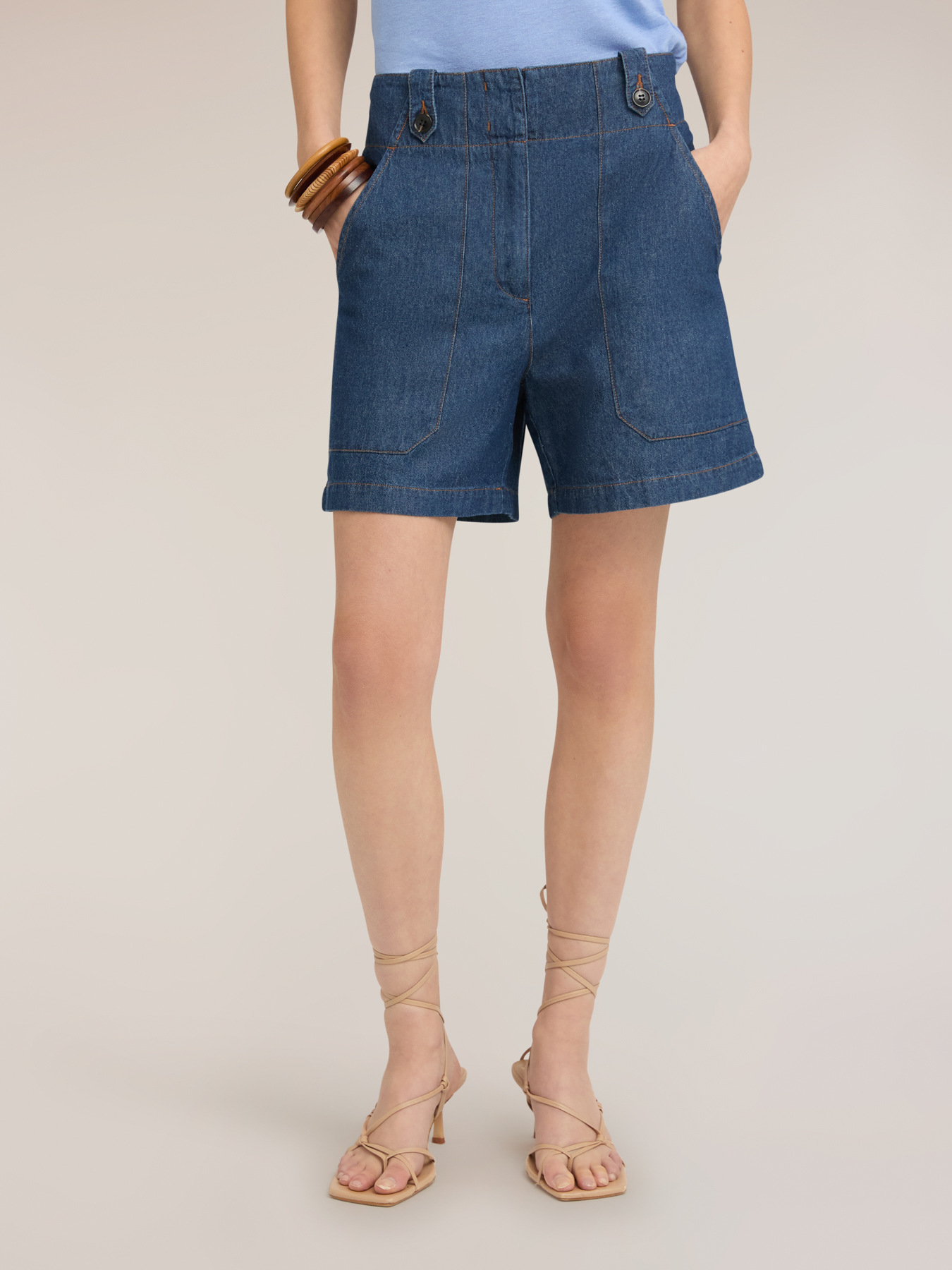 Shorts mit hoher Taille aus Denim image number 1