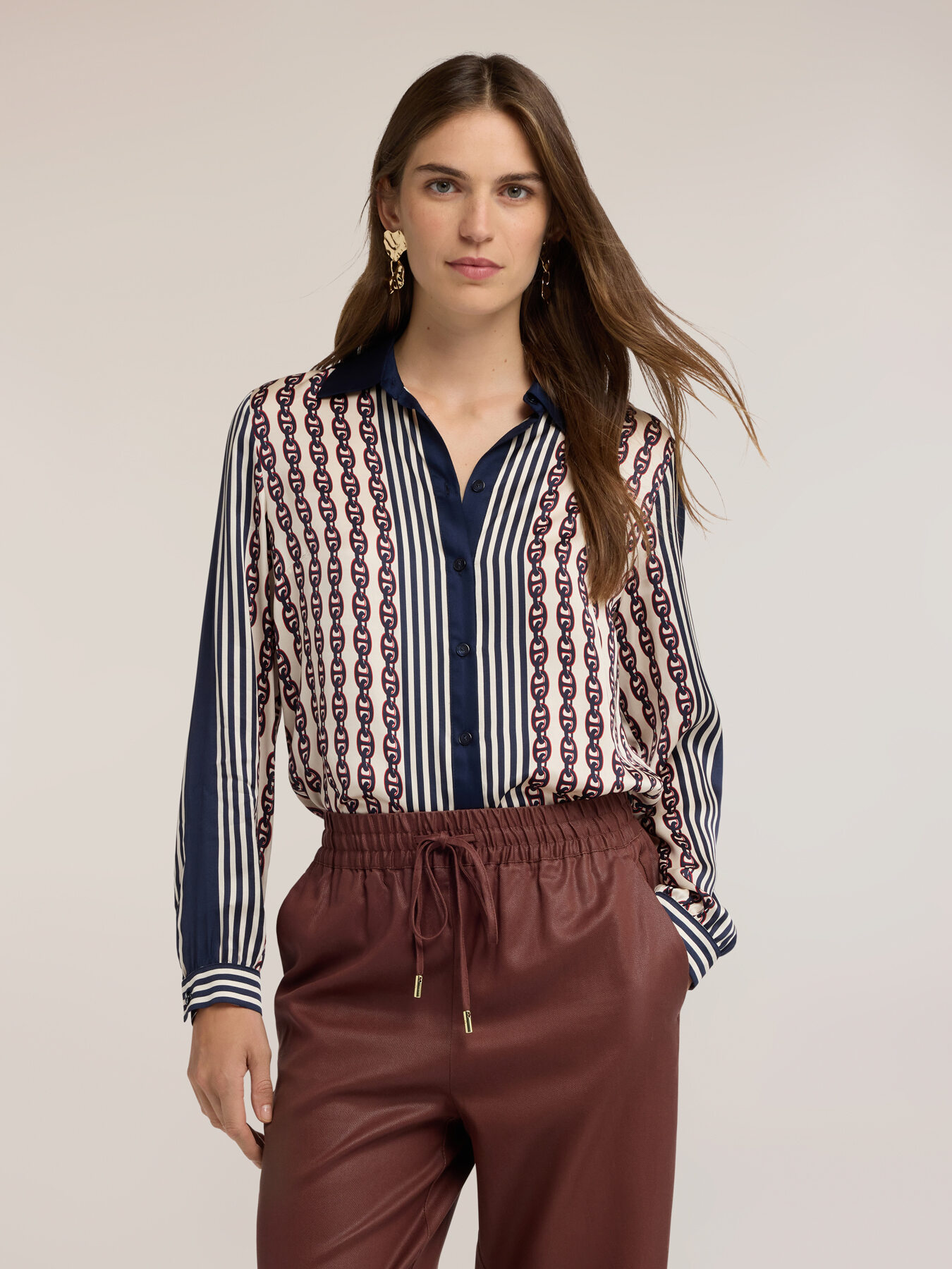 Satin shirt with print image number 0