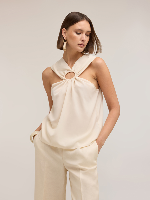 Cr&ecirc;pe de chine top with ring