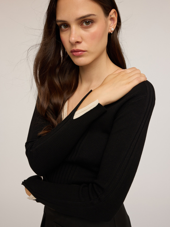 Pull bicolore côtelé