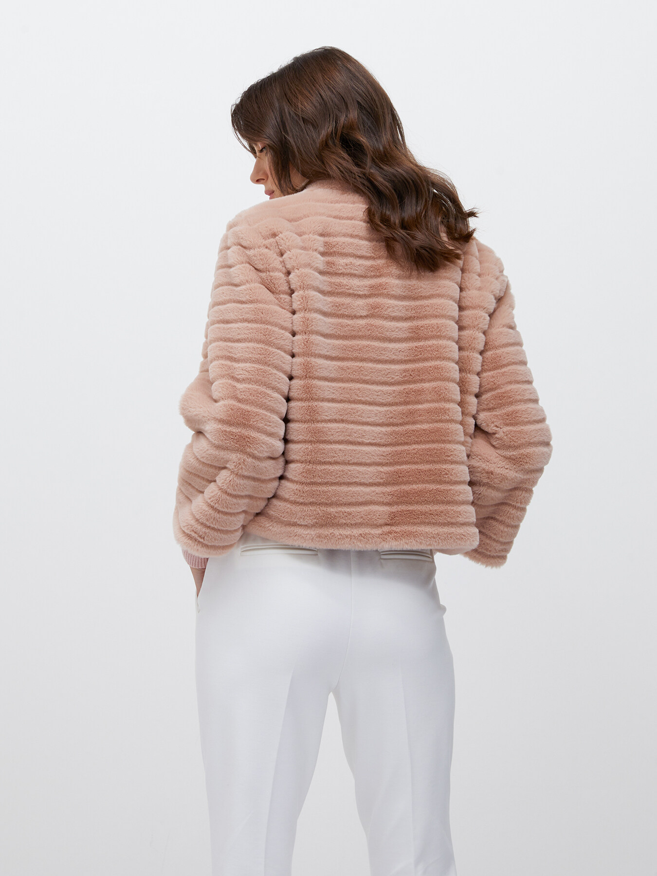 Cappa effetto pelliccia image number 1