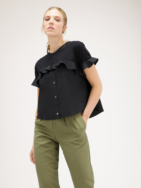 T-shirt with flounces and poplin insert