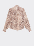Leopard pattern long-sleeved blouse image number 3