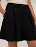 High-waisted linen blend shorts with pleats image number 3