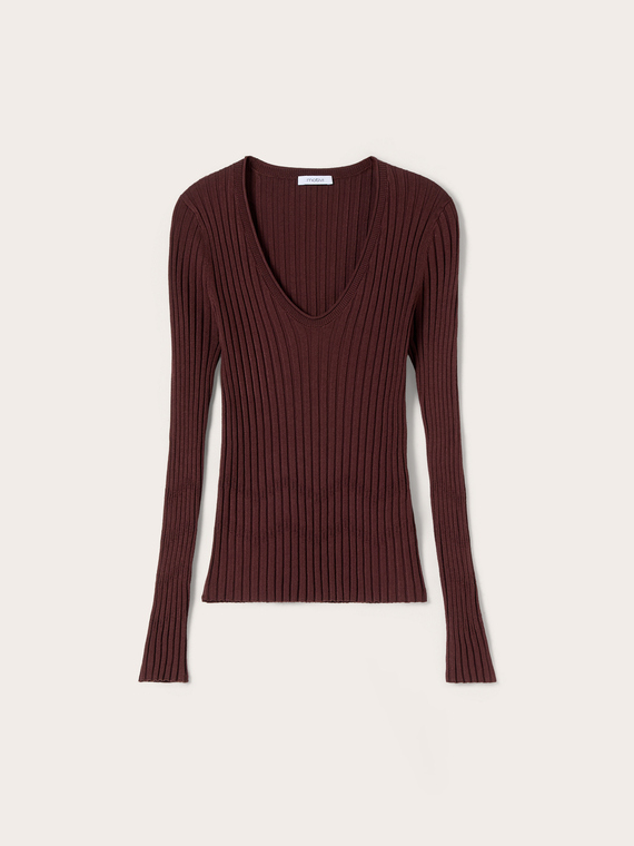 Flat rib knit sweater with V-neck