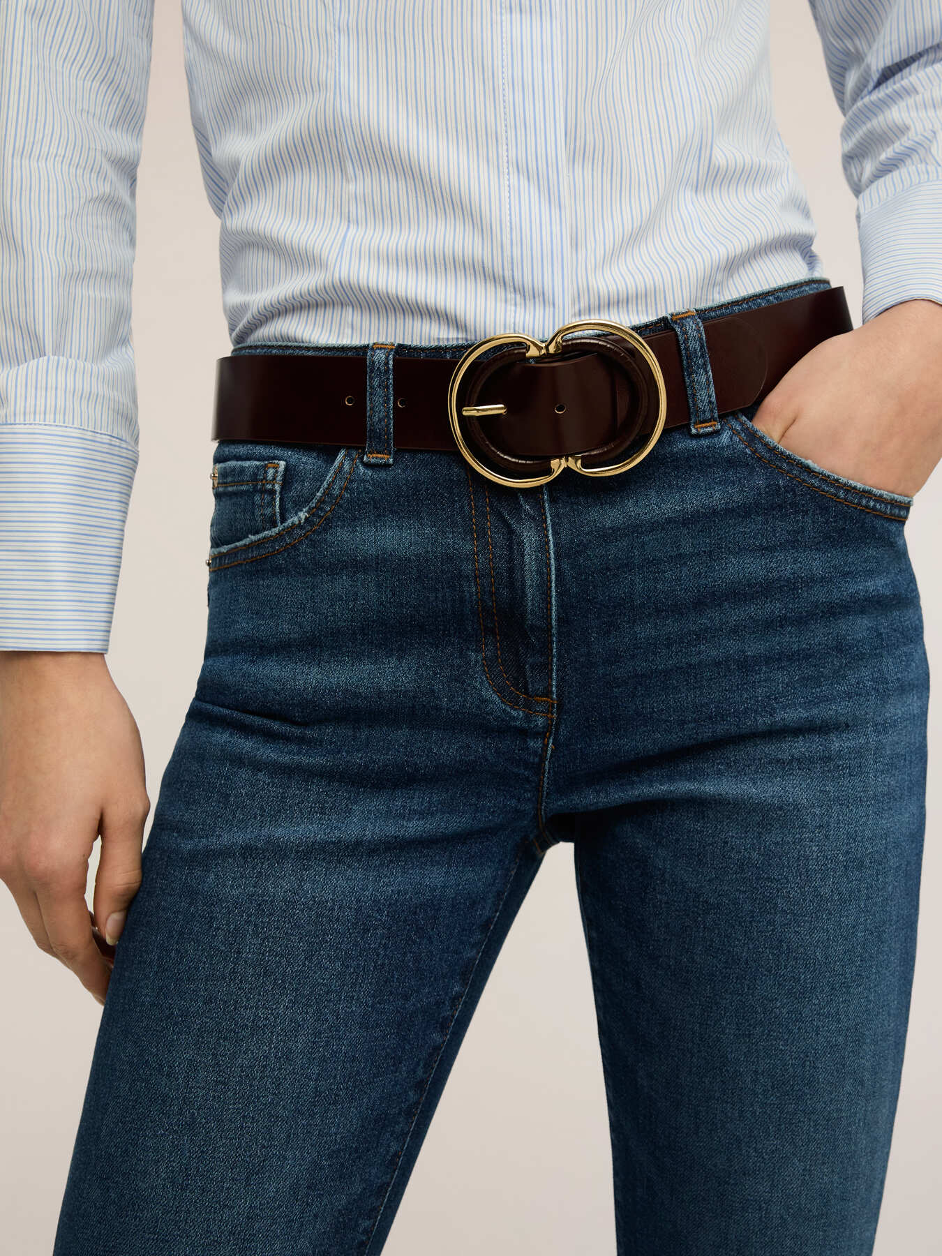 Double buckle belt image number 0