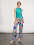 Flowing wide-leg trousers with jungle pattern image number 2