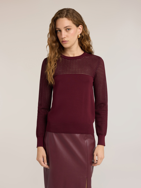 Strickpullover mit durchbrochenen Details aus Viskosemischung