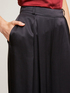 Pantaloni tip palazzo din viscoză satinată image number 2