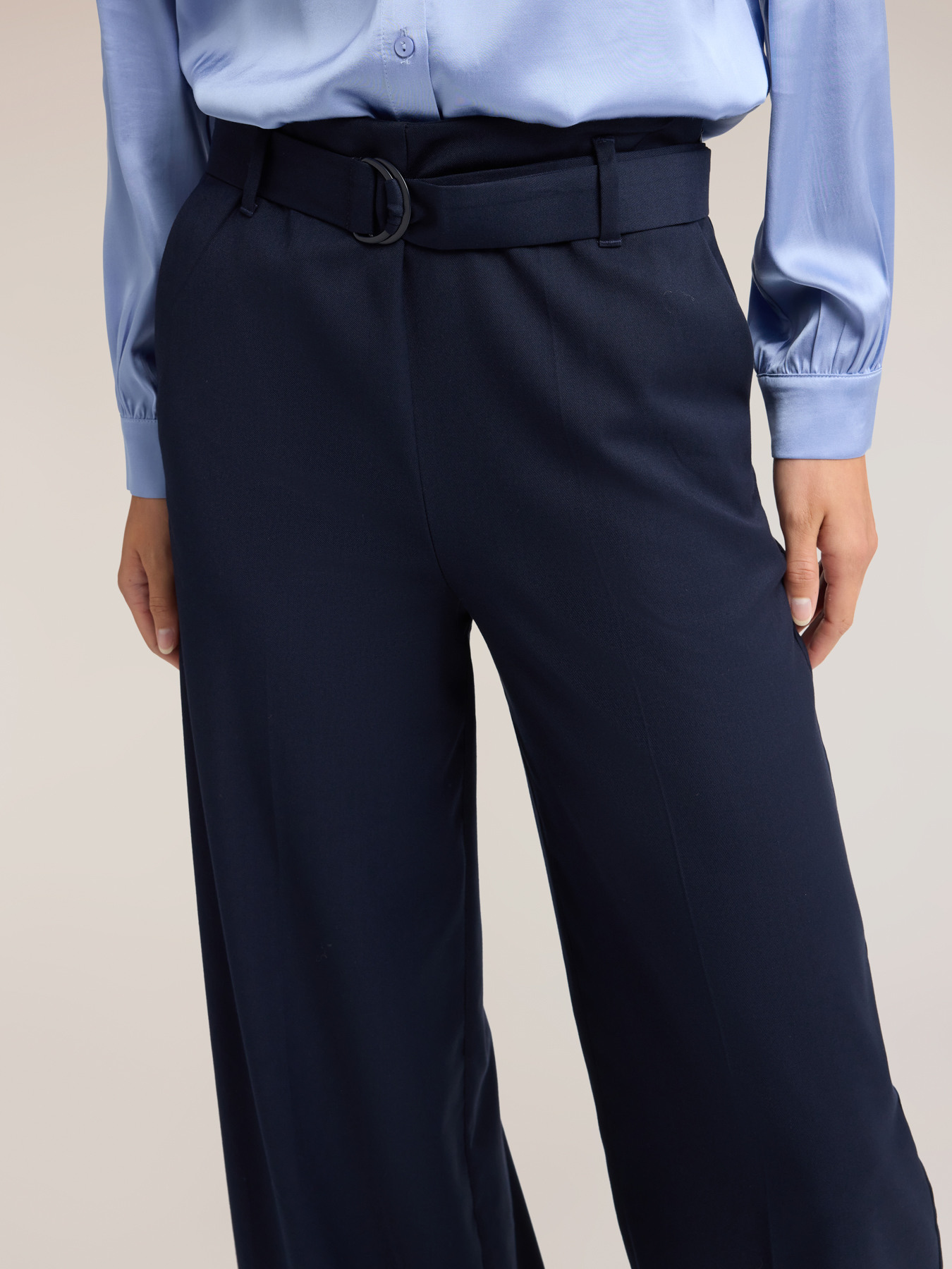 Pantaloni palazzo in cady con cintura image number 3