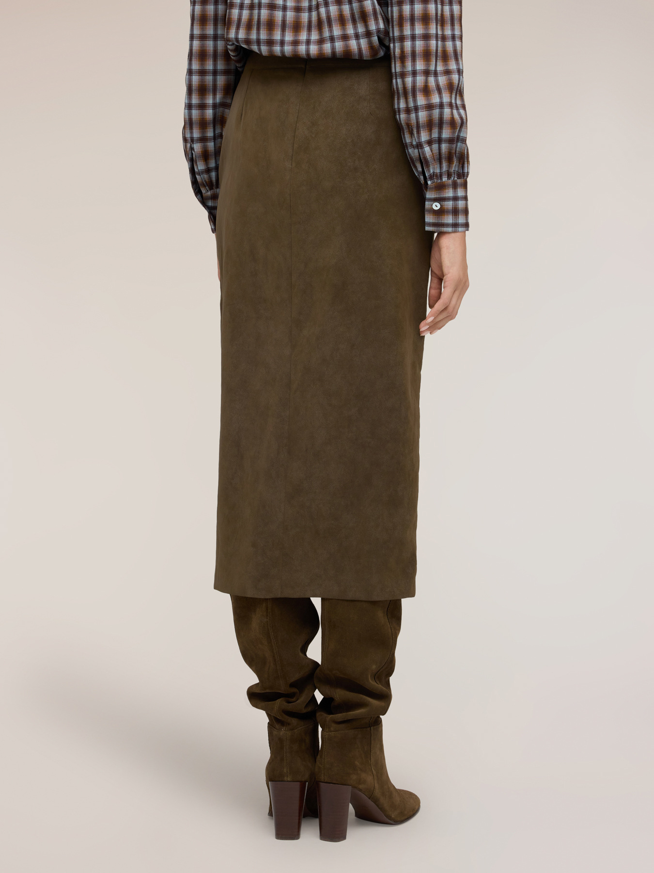 Midi skirt with front slit image number 1
