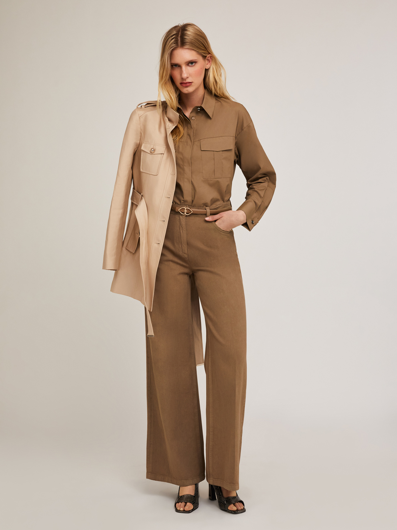 Sahara-Hemdbluse aus Popeline image number 2
