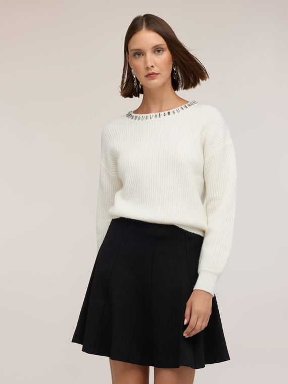 Maglia a coste misto alpaca con pietre