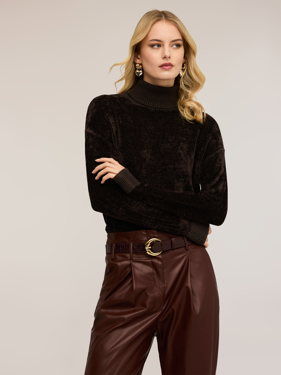 Jersey de cuello alto en chenilla